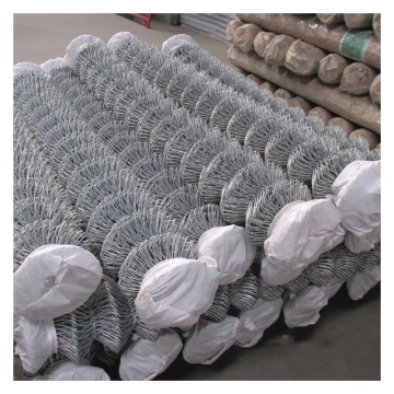Chain link fence roll