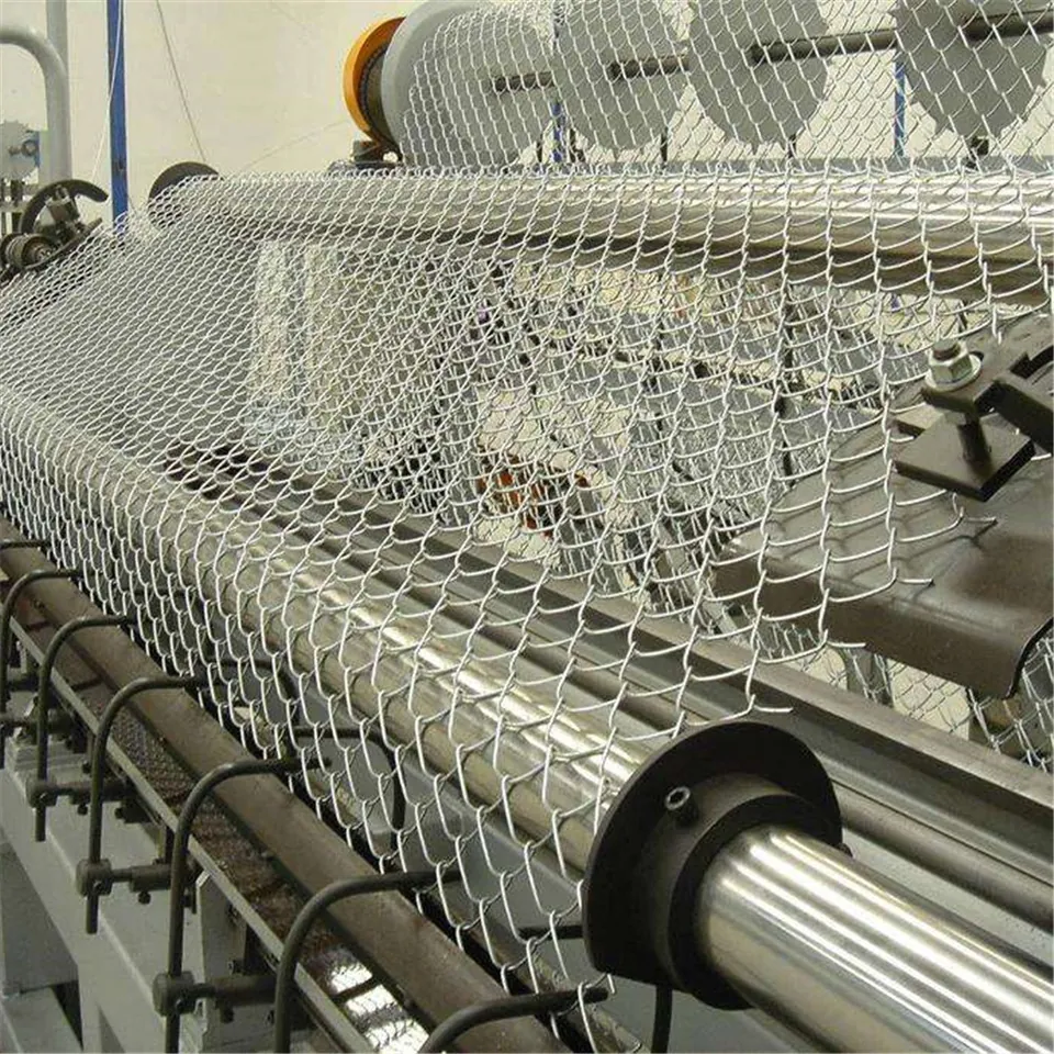 Mesh roll and diamond opening check