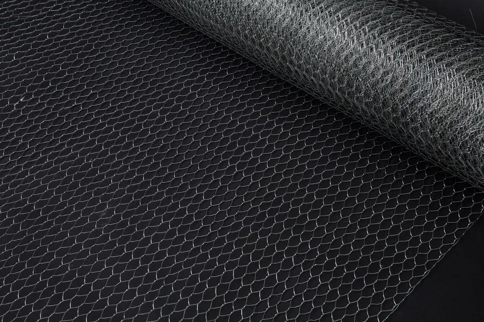 Hexagonal opening and roll detail check