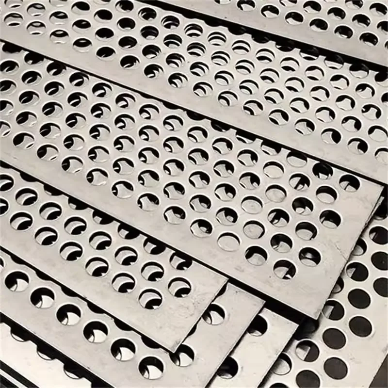 Metal sheet and screen mesh product hub