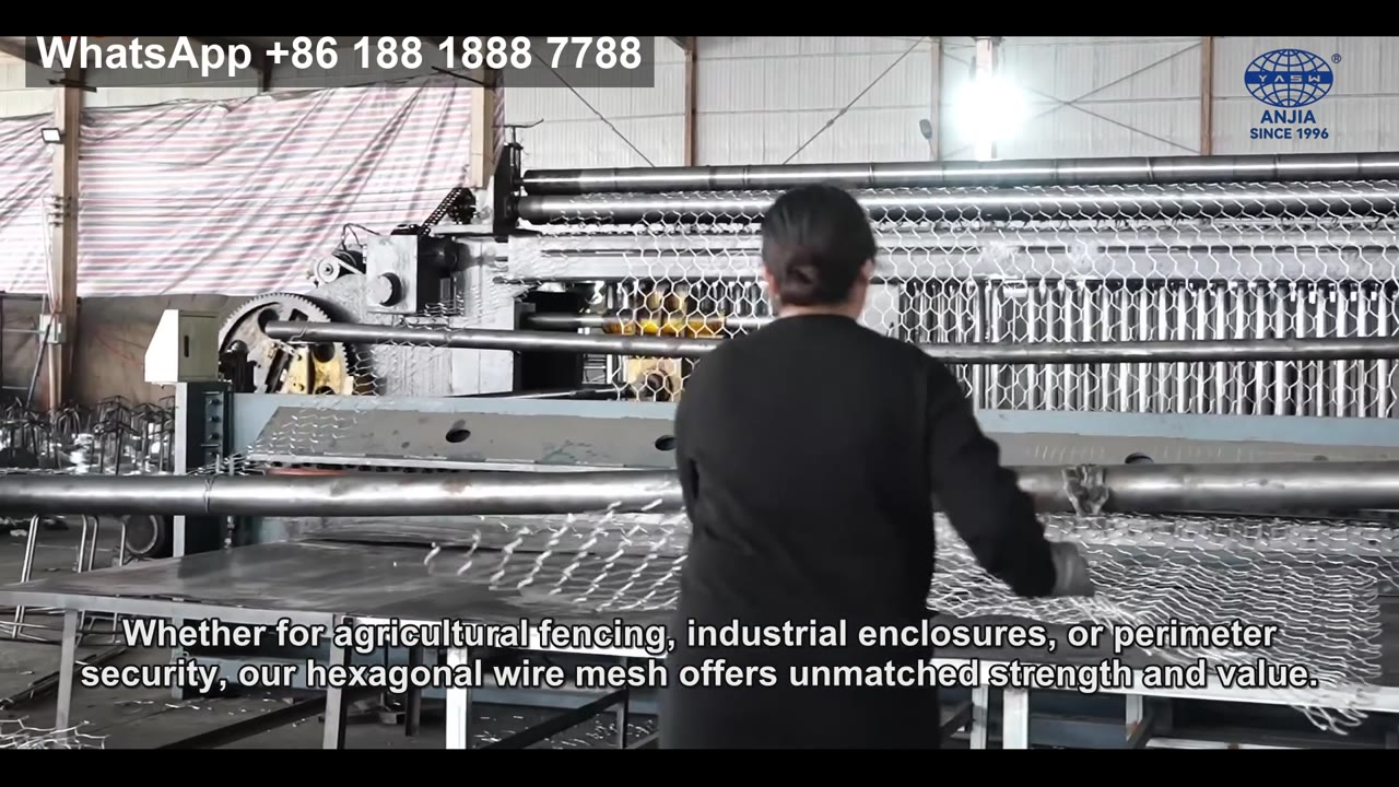 Hexagonal Wire Mesh Weaving Machine
