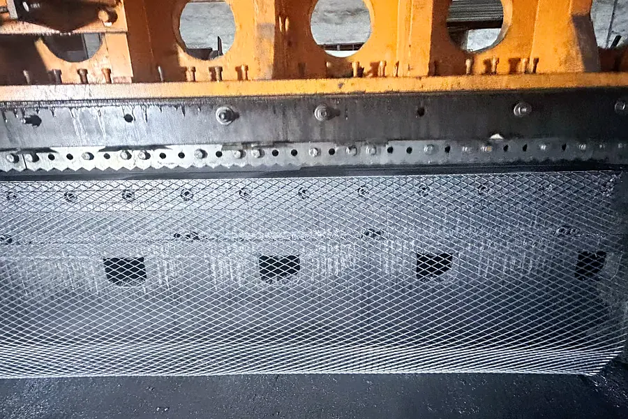 Expanded metal production process reference
