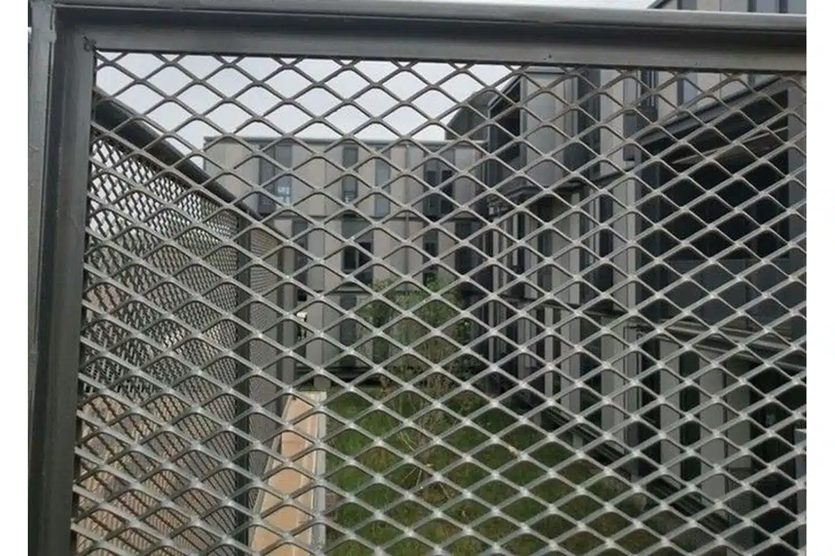 Hot dip galvanized anti-glare fence panel reference