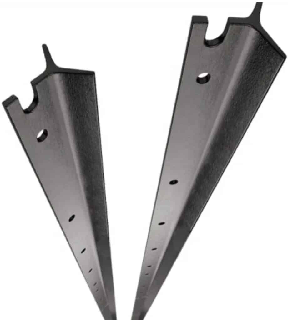 Two different size black PVC coated Y steel fence posts structure comparison display with hook top design | ANJIA