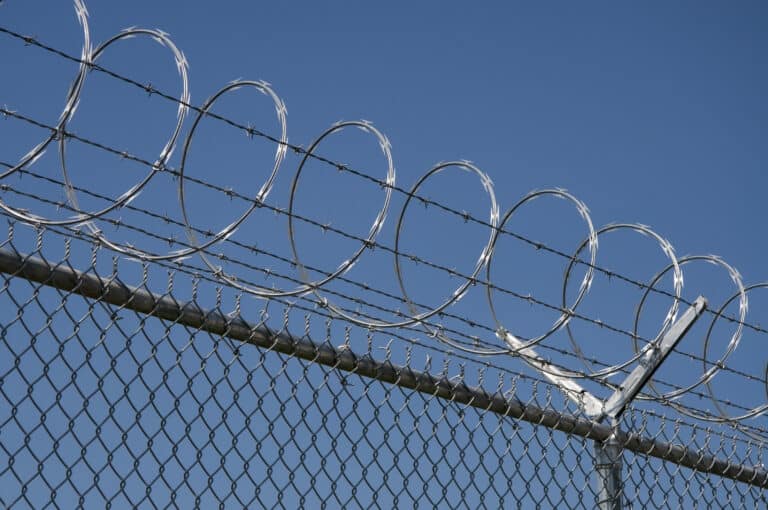 Concertina Razor Wire Buying Guide: Coil Diameter, Blade Type, Core Wire, Clips and Packing