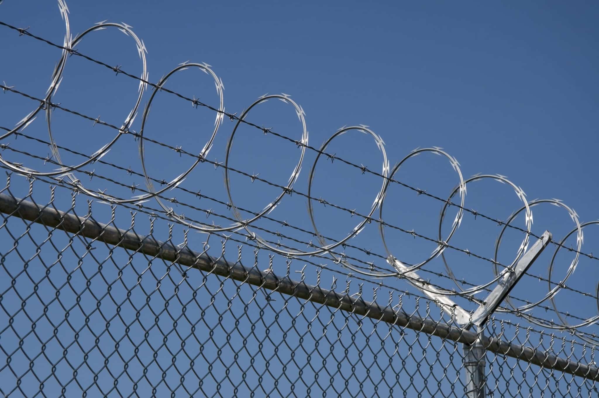Fence-top application reference