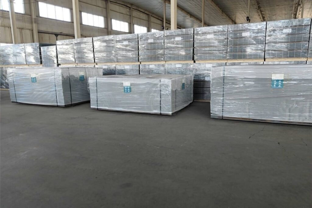 Private label wire mesh rolls prepared with neutral carton marks for importer order review
