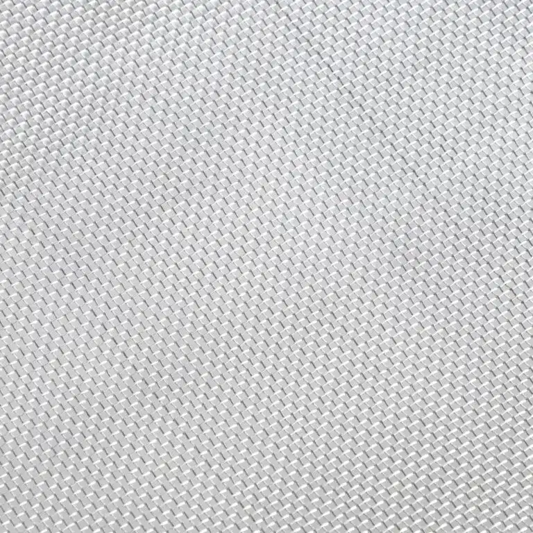 Uniform square opening close-up