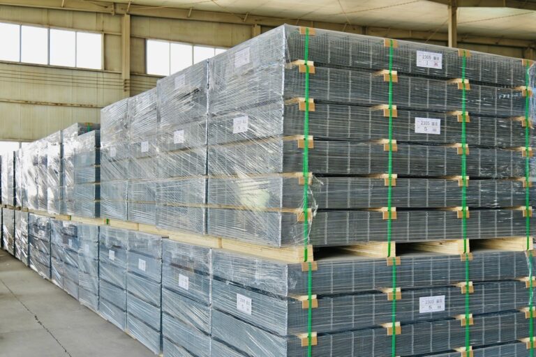 Welded Wire Mesh Pallet Packing: Panel Stacks, Roll Protection and Loading Checks
