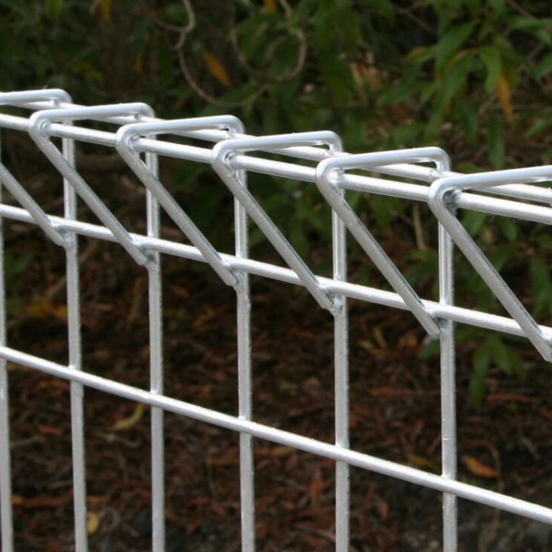 Close-up of white PVC coated triangle top R-C fence curved wire mesh top structure for landscape fencing | ANJIA