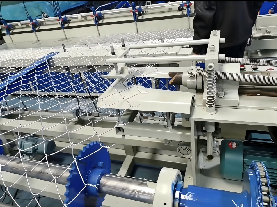 PVC coated wire used in chain link fence weaving machine for mesh production